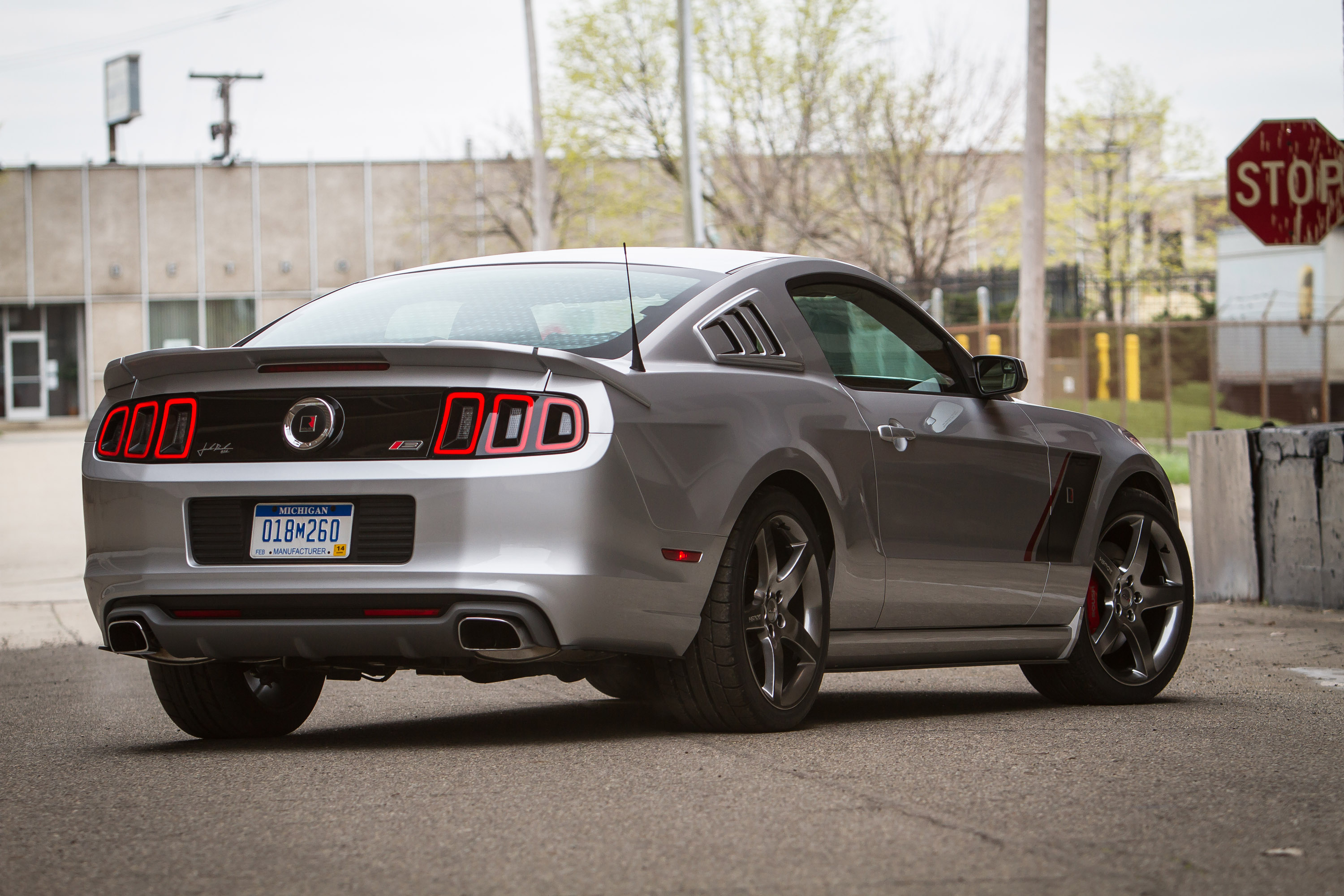 ROUSH Ford Mustang