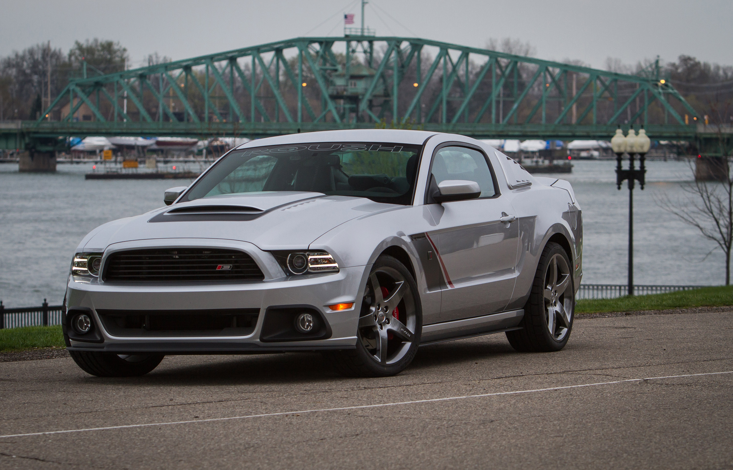 ROUSH Ford Mustang