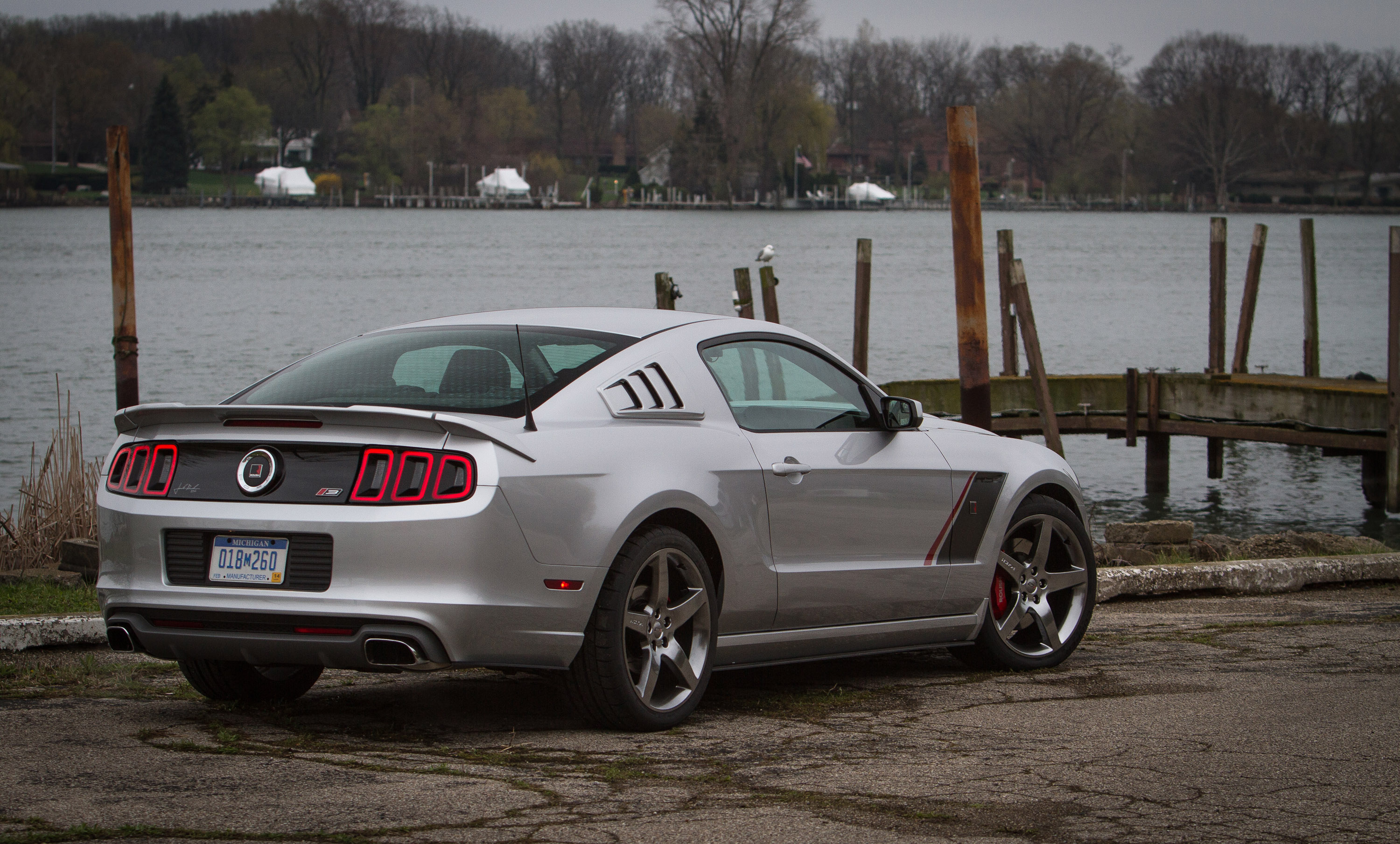 ROUSH Ford Mustang