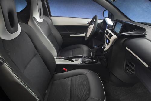 Scion iQ EV (2013) - picture 16 of 20