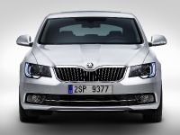 Skoda Superb (2013) - picture 6 of 50