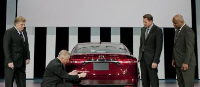 Toyota Avalon (2013) - picture 4 of 17