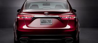 Toyota Avalon (2013) - picture 12 of 17