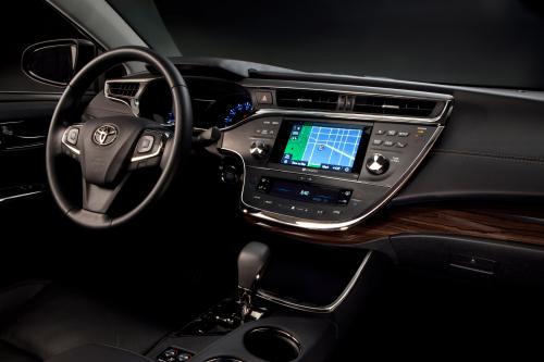 Toyota Avalon (2013) - picture 16 of 17