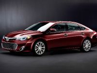 Toyota Avalon Sedan (2013) - picture 5 of 17