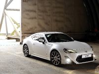 2013 Toyota GT86 TRD, 2 of 6