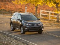 Toyota RAV4 (2013) - picture 13 of 30