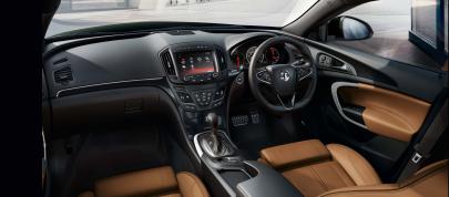 Vauxhall Insignia (2013) - picture 7 of 10