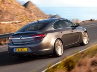 Vauxhall Insignia (2013) - picture 3 of 10