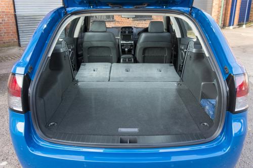 Vauxhall VXR8 Tourer (2013) - picture 17 of 21