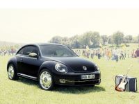 Volkswagen Beetle Fender Edition (2013) - picture 1 of 7