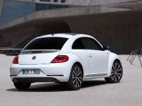 Volkswagen Beetle R-Line (2013) - picture 4 of 6