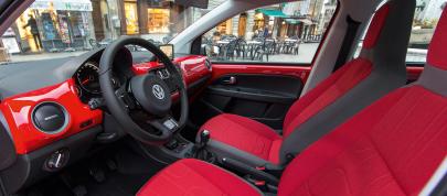 Volkswagen Cross Up (2013) - picture 23 of 26