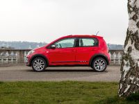 Volkswagen Cross Up (2013) - picture 5 of 26