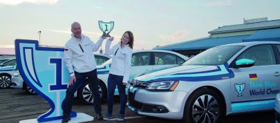 Volkswagen Jetta Hybrid (2013) - picture 4 of 5