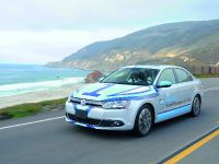 Volkswagen Jetta Hybrid (2013) - picture 1 of 5