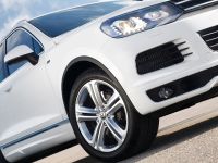 Volkswagen Touareg R-Line (2013) - picture 6 of 8