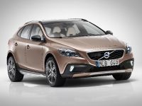 Volvo V40 Cross Country (2013) - picture 1 of 6