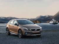 Volvo V40 Cross Country (2013) - picture 2 of 6