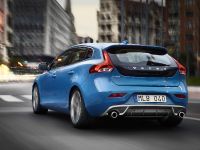 Volvo V40 R-Design (2013) - picture 6 of 15