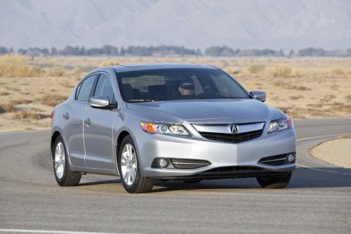 Acura ILX Hybrid (2014) - picture 1 of 9