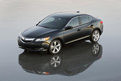 Acura ILX (2014) - picture 1 of 9