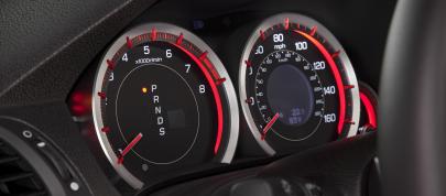 Acura TSX SE (2014) - picture 15 of 18