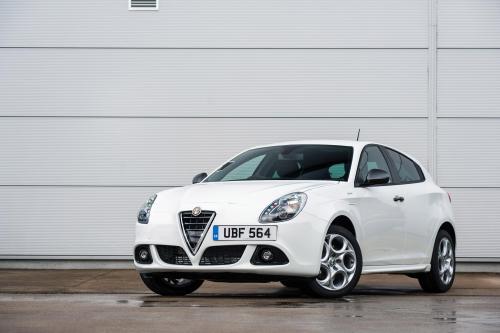 Alfa Romeo Giulietta Sprint (2014) - picture 1 of 5