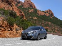 Alfa Romeo MiTo QV (2014) - picture 3 of 11