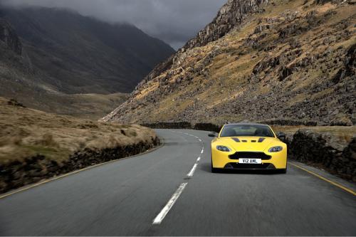 Aston Martin V12 Vantage S (2014) - picture 1 of 28
