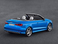 Audi A3 Cabriolet (2014) - picture 3 of 4