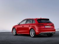 Audi S3 Sportback (2014) - picture 8 of 21