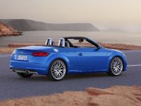 Audi TT and TTS Roadster (2014) - picture 2 of 10
