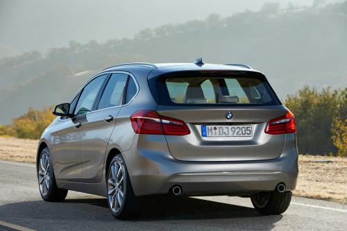BMW 2-Series Active Tourer (2014) - picture 9 of 66