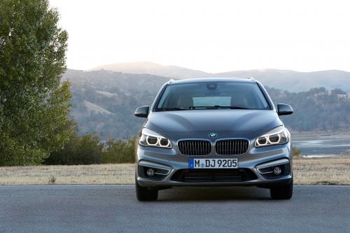 BMW 2-Series Active Tourer (2014) - picture 16 of 66