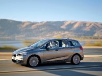 BMW 2-Series Active Tourer (2014) - picture 6 of 66