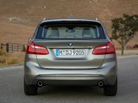BMW 2-Series Active Tourer (2014) - picture 8 of 66