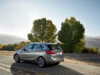 BMW 2-Series Active Tourer (2014) - picture 11 of 66