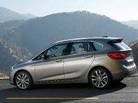 BMW 2-Series Active Tourer (2014) - picture 13 of 66