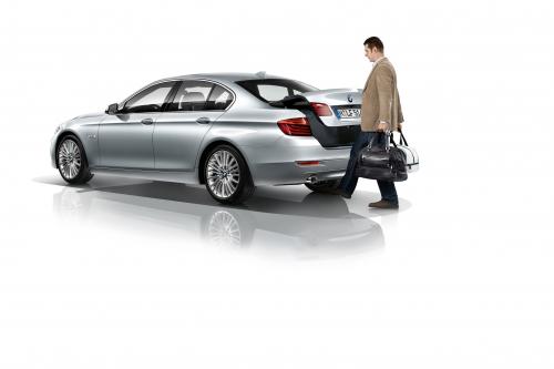 BMW 5 Series Sedan (2014) - picture 9 of 10