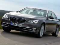 BMW 7 Series Long Wheel Base (2014) - picture 1 of 5