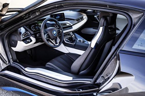 BMW i8 (2014) - picture 32 of 33