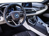 BMW i8 (2014) - picture 30 of 33