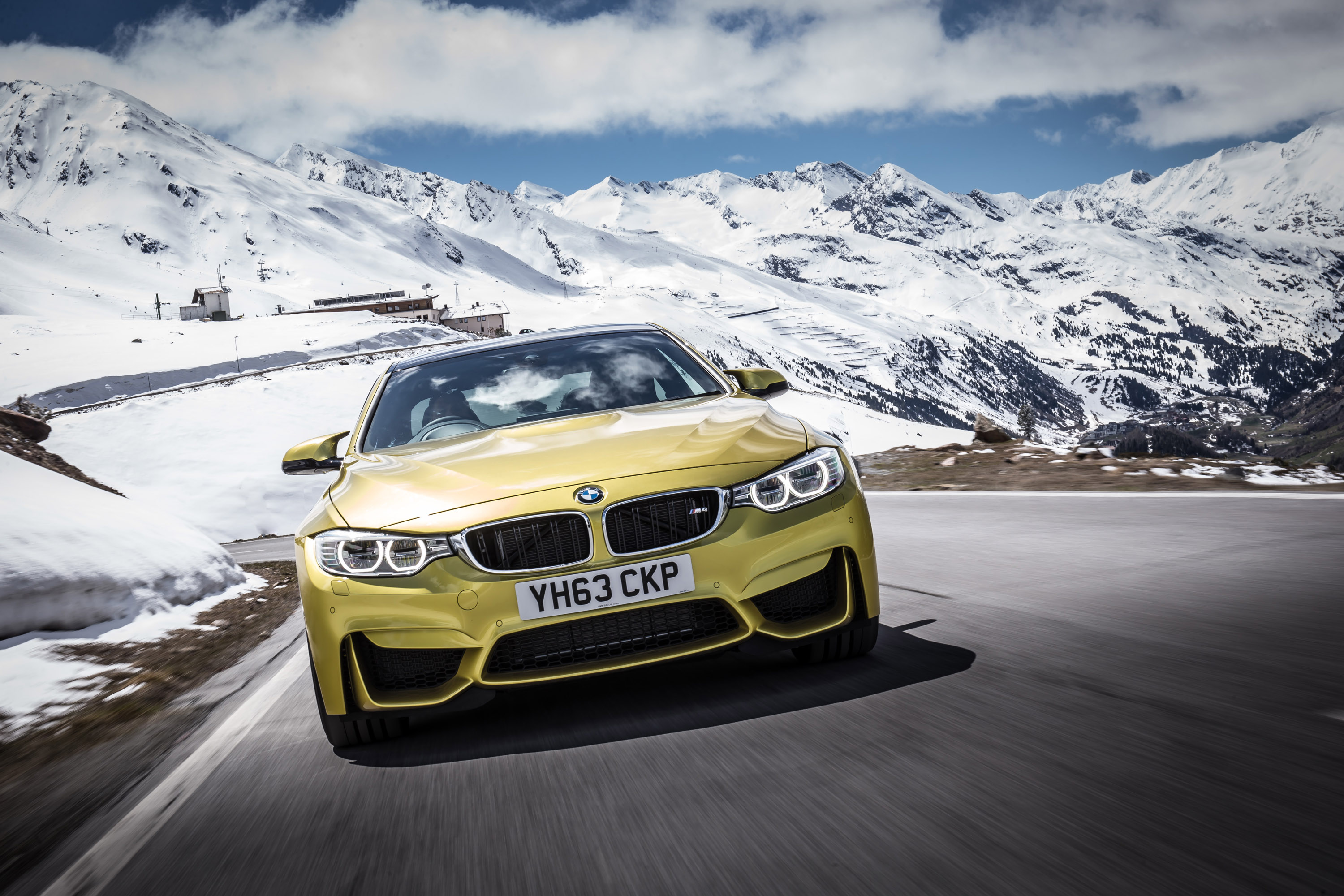 BMW M4 Coupe UK