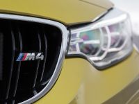 BMW M4 Coupe UK (2014) - picture 10 of 11