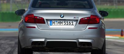 BMW M5 Competition Package (2014) - picture 4 of 8