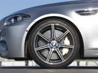 BMW M5 Competition Package (2014) - picture 6 of 8