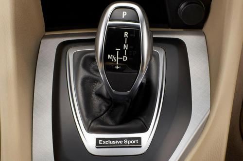 BMW X1 Exclusive Sport (2014) - picture 8 of 10