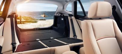 BMW X1 (2014) - picture 12 of 16