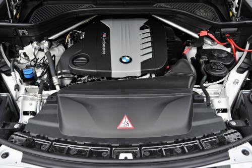 BMW X5 M50d (2014) - picture 24 of 24
